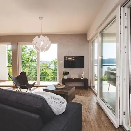 Villa Luxury Mihaela Beachfront By Guide *
