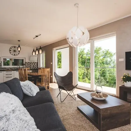 Luxury Mihaela Beachfront By Guide *