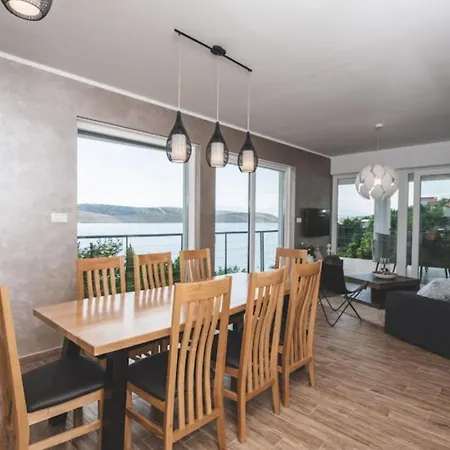 Villa Luxury Mihaela Beachfront By Guide *