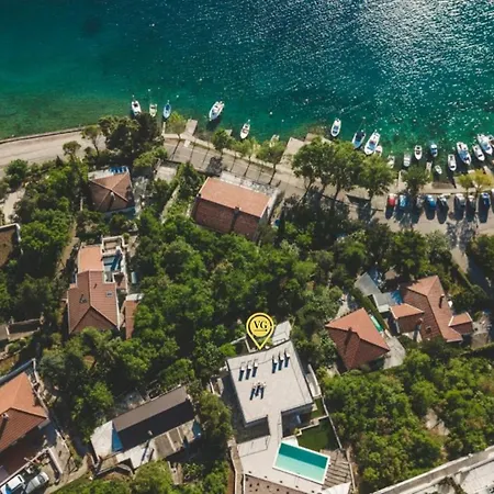 Luxury Mihaela Beachfront By Guide *